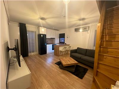 Apartament 3 camere spre inchiriere Str. Vestei cu terasa